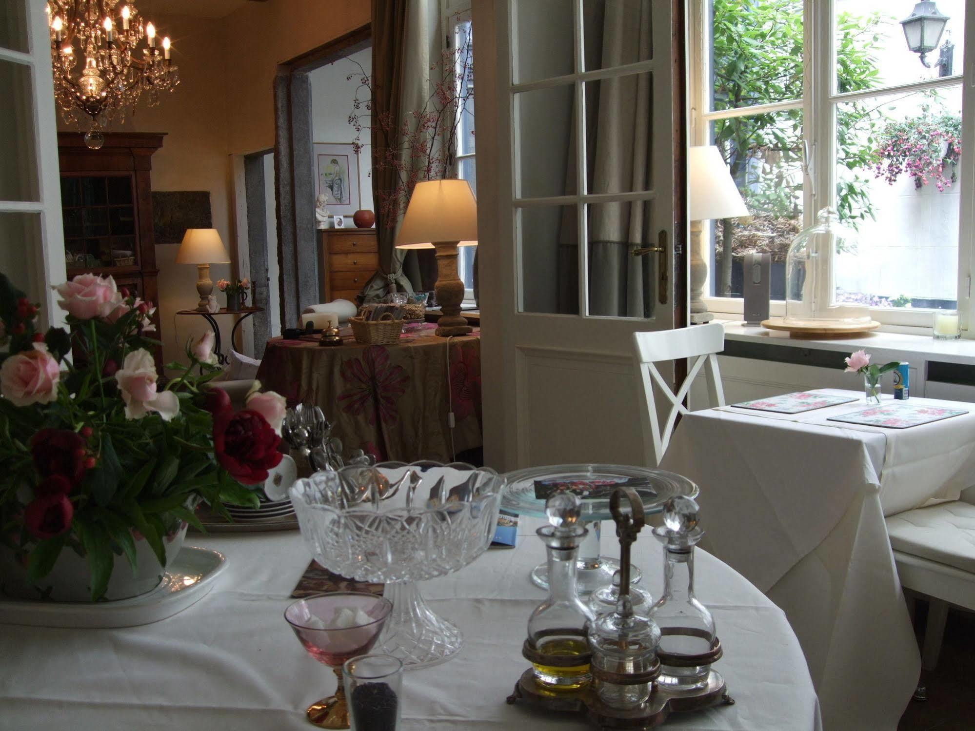 B&B De Koning Van Spanje Anversa Esterno foto