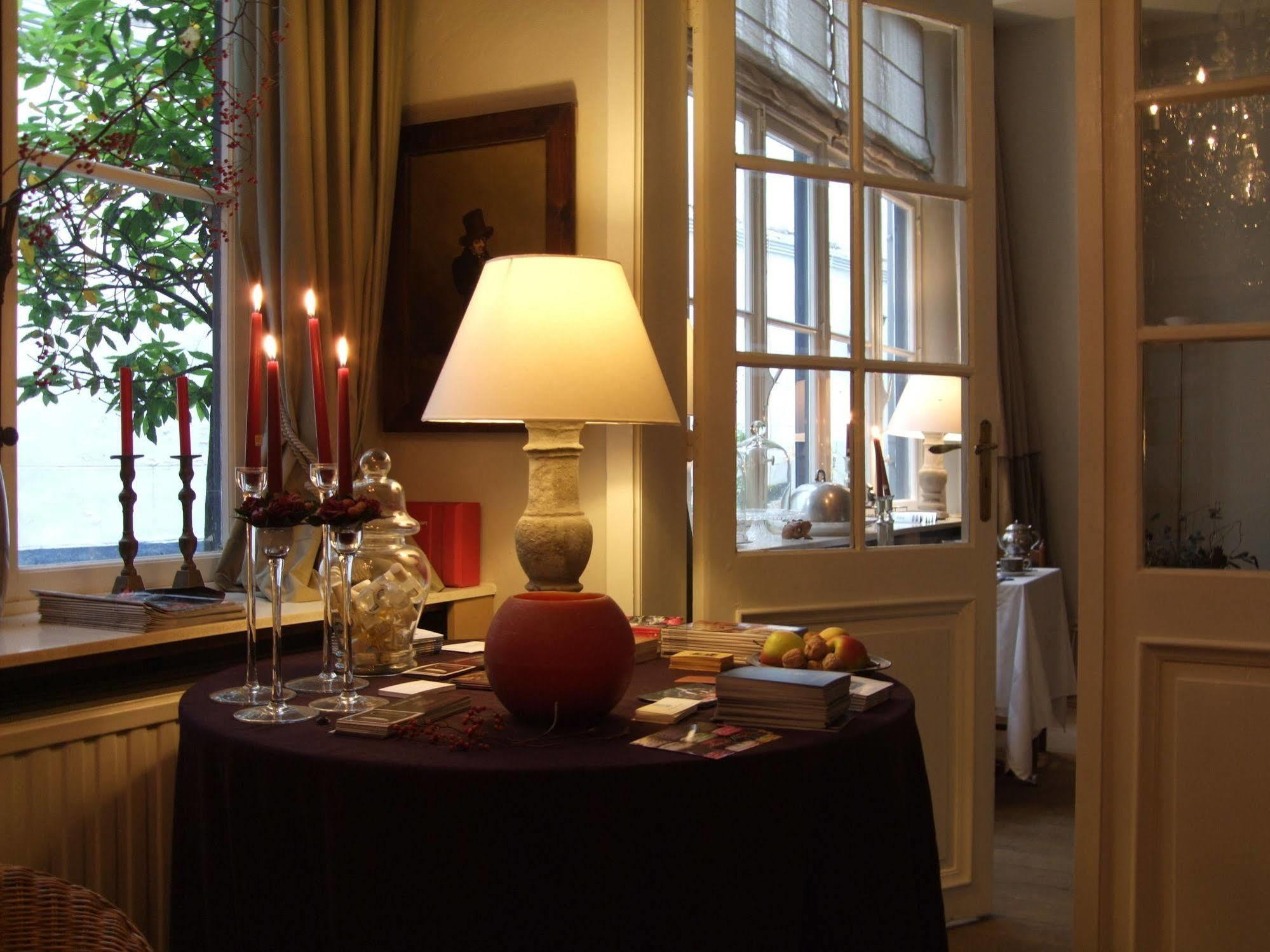 B&B De Koning Van Spanje Anversa Esterno foto